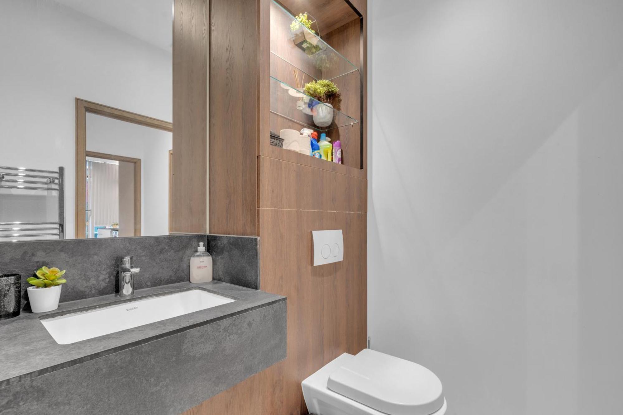 Luxury Heathrow Airport Apartment Yiewsley Экстерьер фото